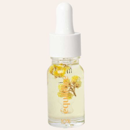 Flacon d'huile CBD 10% à large spectre Equilibre et fleurs medicinales d'immortelle
